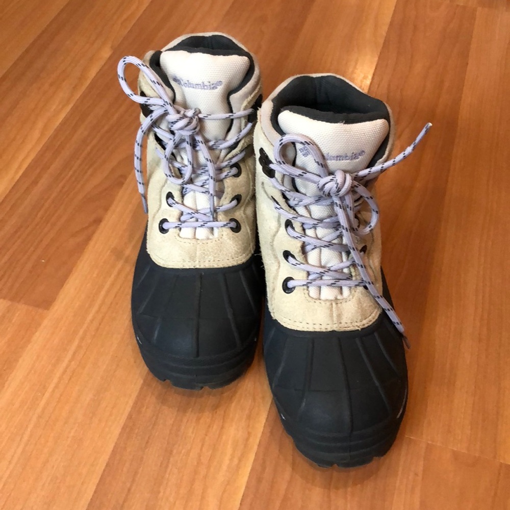 Columbia waterproof snow boot